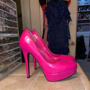 Hot pink pumps
